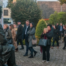 Jaņa Rozentāla Saldus vēstures un mākslas muzejā vēstnieki iepazina izcilā latviešu gleznotāja Jaņa Rozentāla agrīno daiļradi un aplūkoja oriģināldarbu kolekciju.