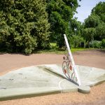 saules pulksteņa “Saldus saule Ellijas vēdeklī” atklāšanas pasākums