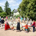 saules pulksteņa “Saldus saule Ellijas vēdeklī” atklāšanas pasākums